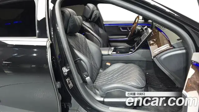 Mercedes-Benz S-Class 2021 — Photo 12/20
