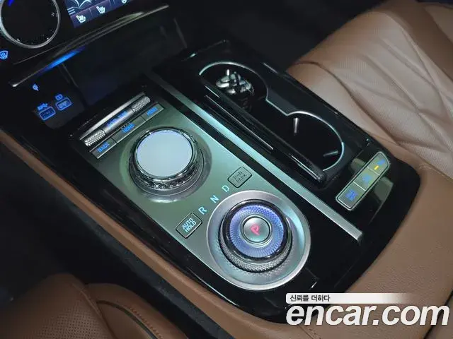 Genesis Electrified G80 2023 — Photo 6/20