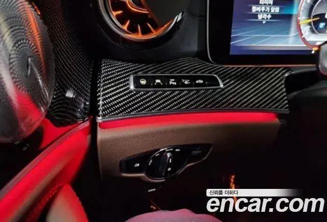 Mercedes-Benz E-Class 2018 — Photo 14/18