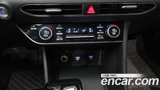 Hyundai Sonata 2023 — Фото 18/20