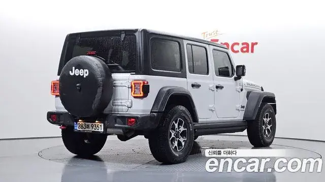 Jeep Wrangler 2021 — Photo 2/20