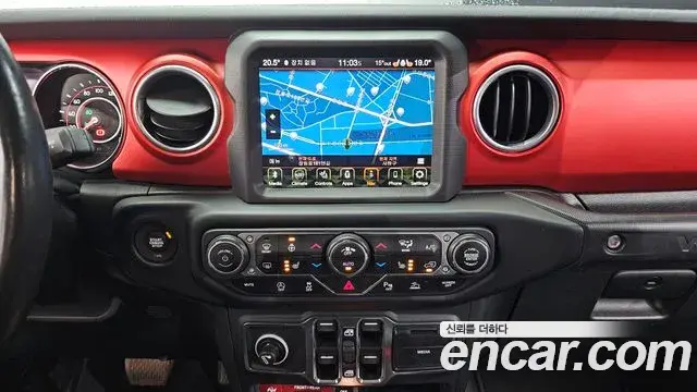 Jeep Wrangler 2021 — Photo 14/20