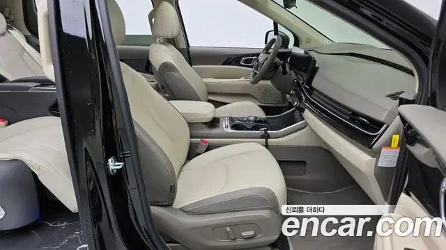 Kia Carnival 2025 — Photo 11/20