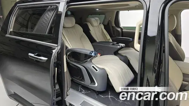 Kia Carnival 2025 — Photo 12/20