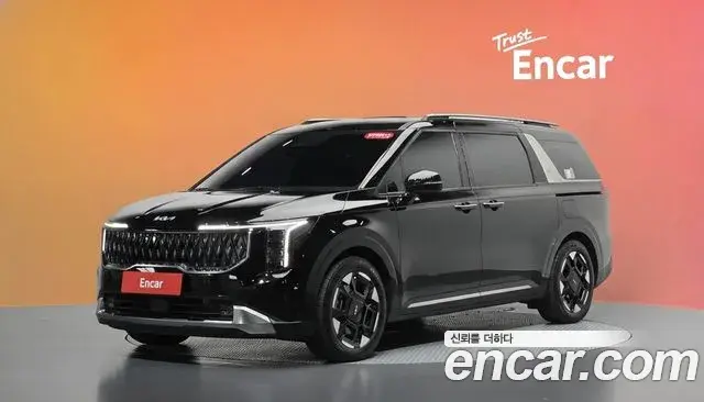 Kia Carnival 2025 — Photo 1/20