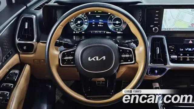Kia Sorento 2022 — Photo 14/20