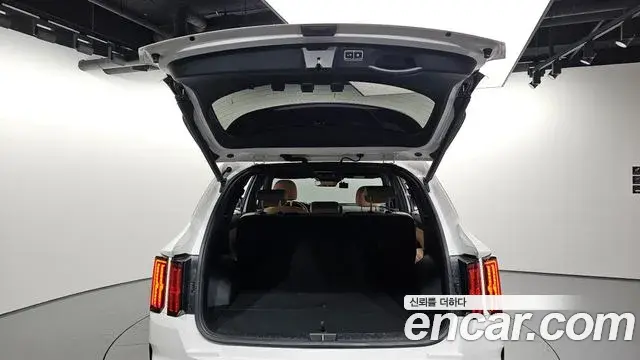 Kia Sorento 2022 — Photo 20/20