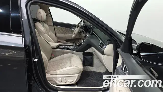 Genesis G70 2018 — Photo 11/20