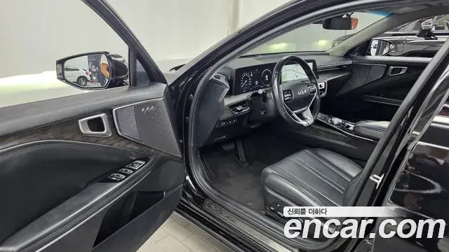 Kia K8 2023 — Photo 10/20