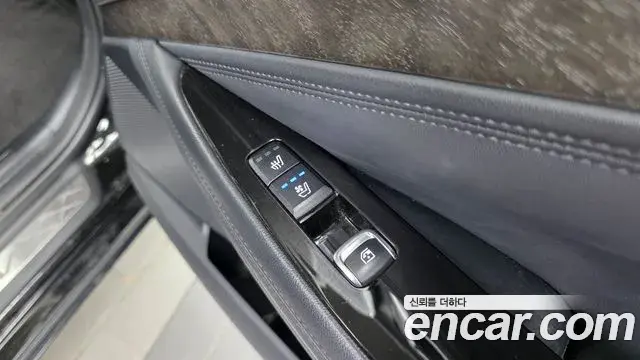 Kia K8 2023 — Photo 18/20