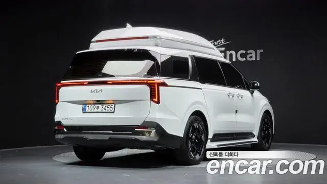 Kia Carnival 2024 — Photo 2/20