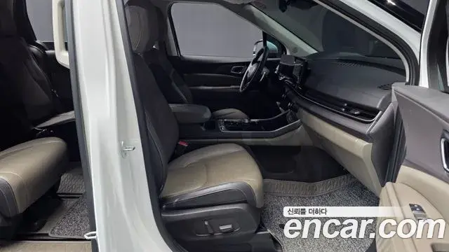 Kia Carnival 2024 — Photo 11/20