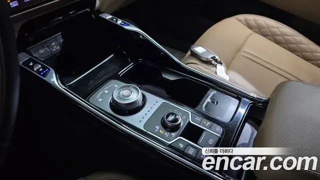 Kia Sorento 2023 — Photo 9/20