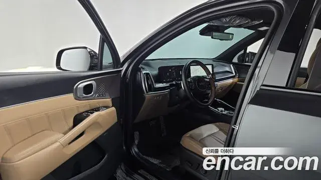 Kia Sorento 2023 — Photo 10/20
