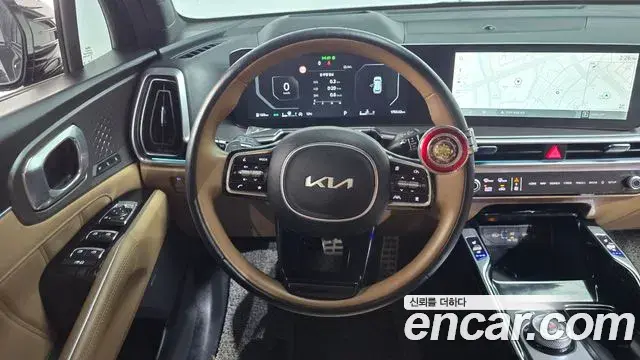Kia Sorento 2023 — Photo 13/20