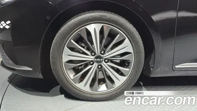 Kia K8 2022 — Photo 5/20