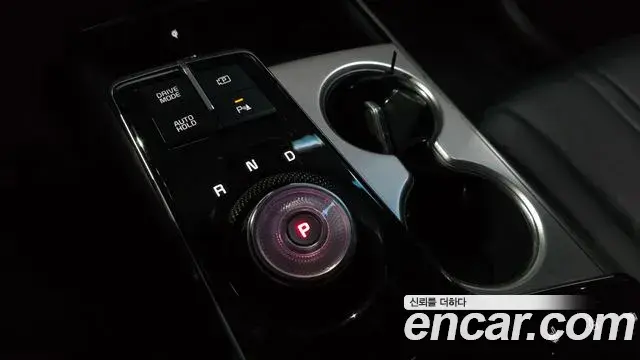 Kia K8 2022 — Photo 9/20