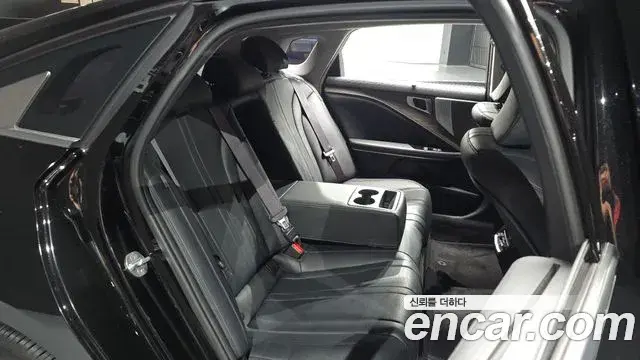 Kia K8 2022 — Photo 11/20