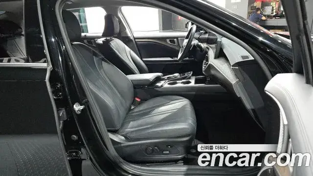 Kia K8 2022 — Photo 12/20