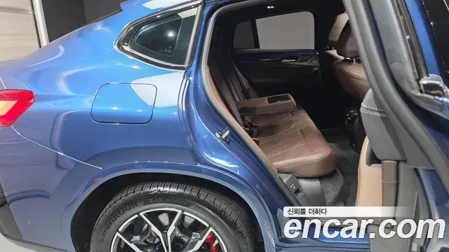 BMW X4 2023 — Photo 11/20