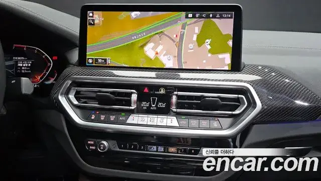 BMW X4 2023 — Photo 13/20