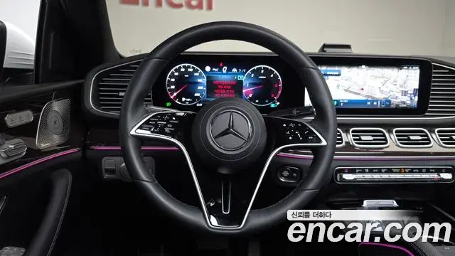 Mercedes-Benz GLE-Class 2026 — Photo 13/20