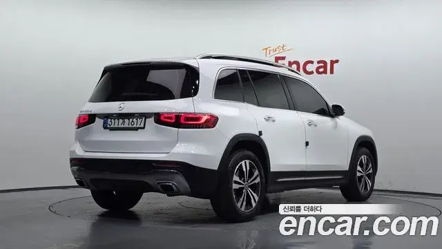 Mercedes-Benz GLB-Class 2022 — Şəkil 2/20