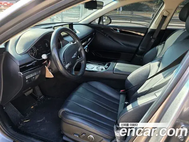 Genesis Electrified G80 2021 — Photo 8/15