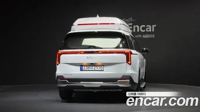 Kia Carnival 2025 — Photo 4/20
