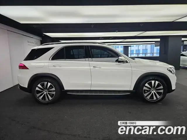 Mercedes-Benz GLE-Class 2026 — Photo 20/20