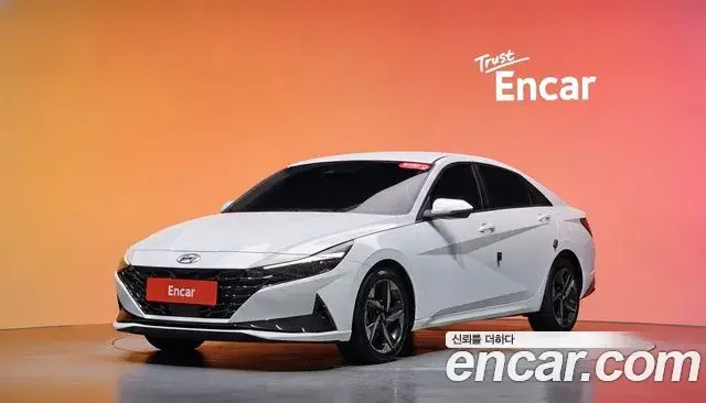 Hyundai Avante 2020 — Фото 1/20
