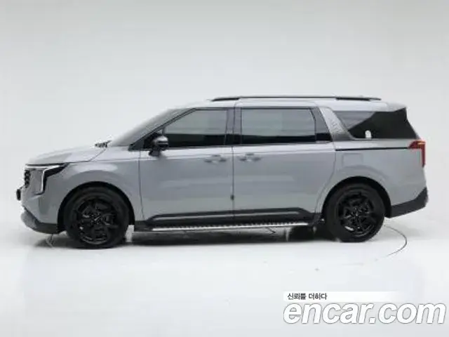 Kia Carnival 2024 — Photo 2/20