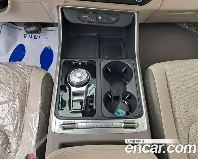 Kia Carnival 2024 — Photo 16/20