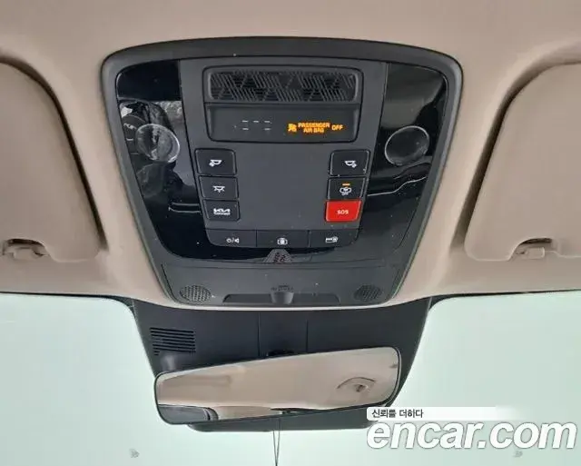 Kia Carnival 2024 — Photo 17/20