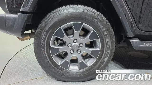 Jeep Wrangler 2021 — Photo 5/20