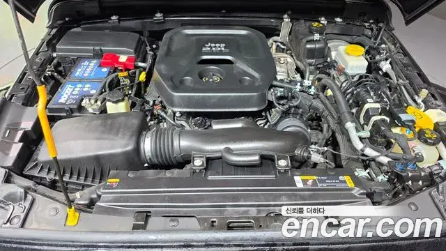 Jeep Wrangler 2021 — Photo 6/20