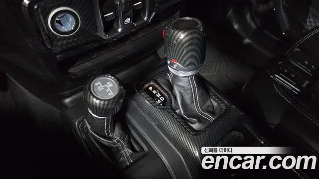 Jeep Wrangler 2021 — Photo 9/20