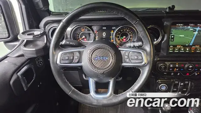 Jeep Wrangler 2021 — Photo 13/20