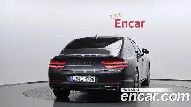 Genesis Electrified G80 2020 — Photo 4/20