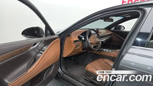 Genesis Electrified G80 2020 — Photo 10/20
