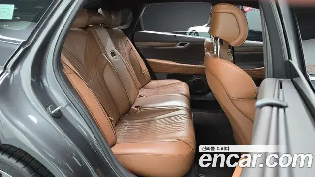 Genesis Electrified G80 2020 — Photo 11/20