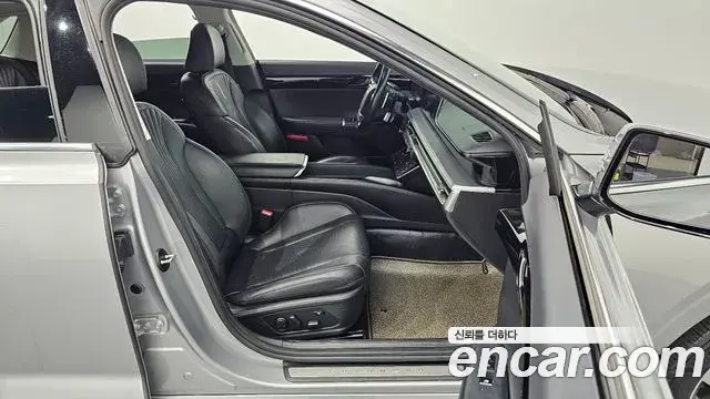Hyundai Grandeur 2023 — Photo 10/20