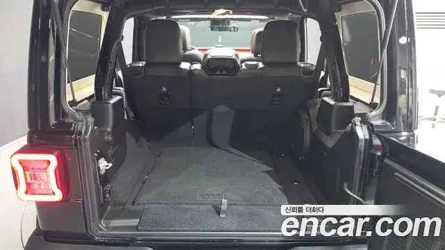 Jeep Wrangler 2019 — Photo 20/20