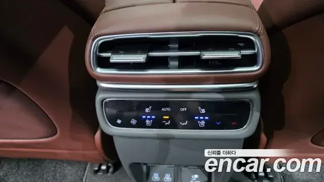 Genesis GV80 2024 — Photo 19/20