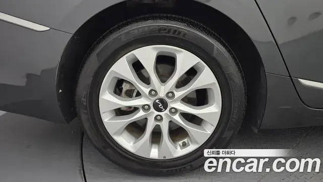Kia K8 2021 — Photo 5/20