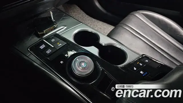 Kia K8 2021 — Photo 9/20