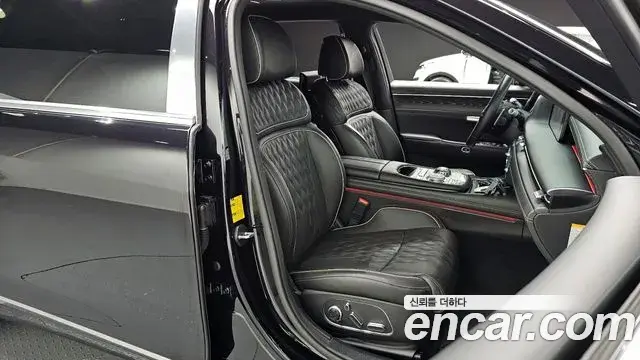 Genesis G90 2022 — ფოტო 13/20