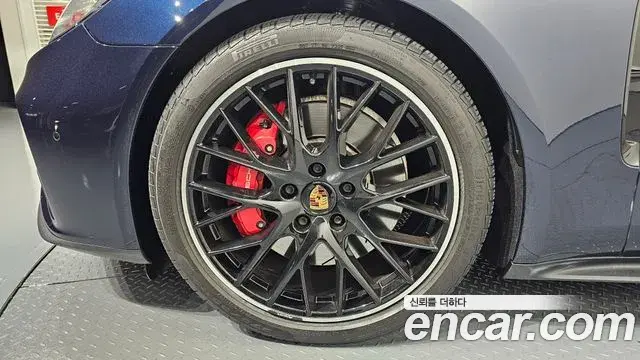 Porsche Panamera 2022 — Şəkil 8/20
