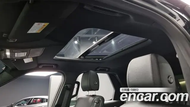 Land Rover Discovery 5 2019 — Şəkil 6/20