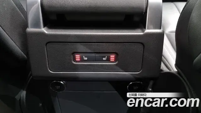 Land Rover Discovery 5 2019 — Şəkil 12/20